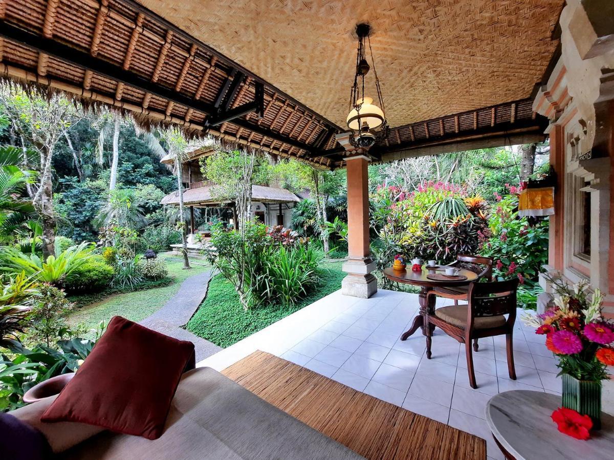 Alam Indah Ubud Hotel Exterior photo