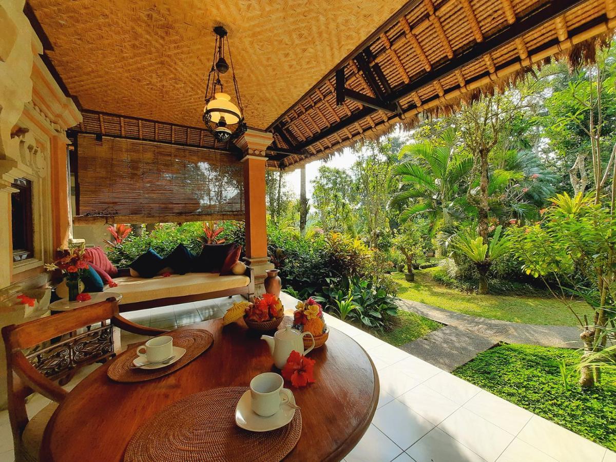 Alam Indah Ubud Hotel Exterior photo