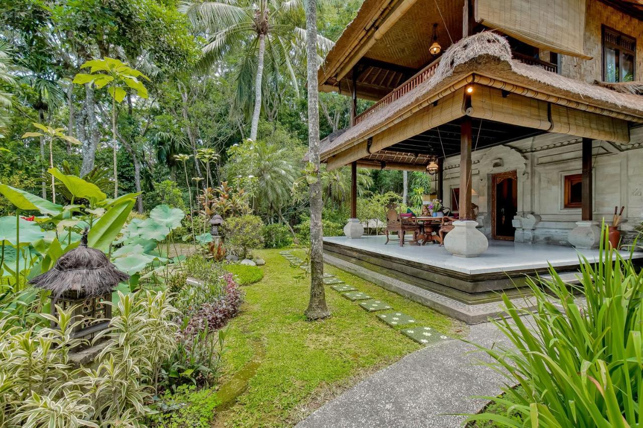 Alam Indah Ubud Hotel Exterior photo